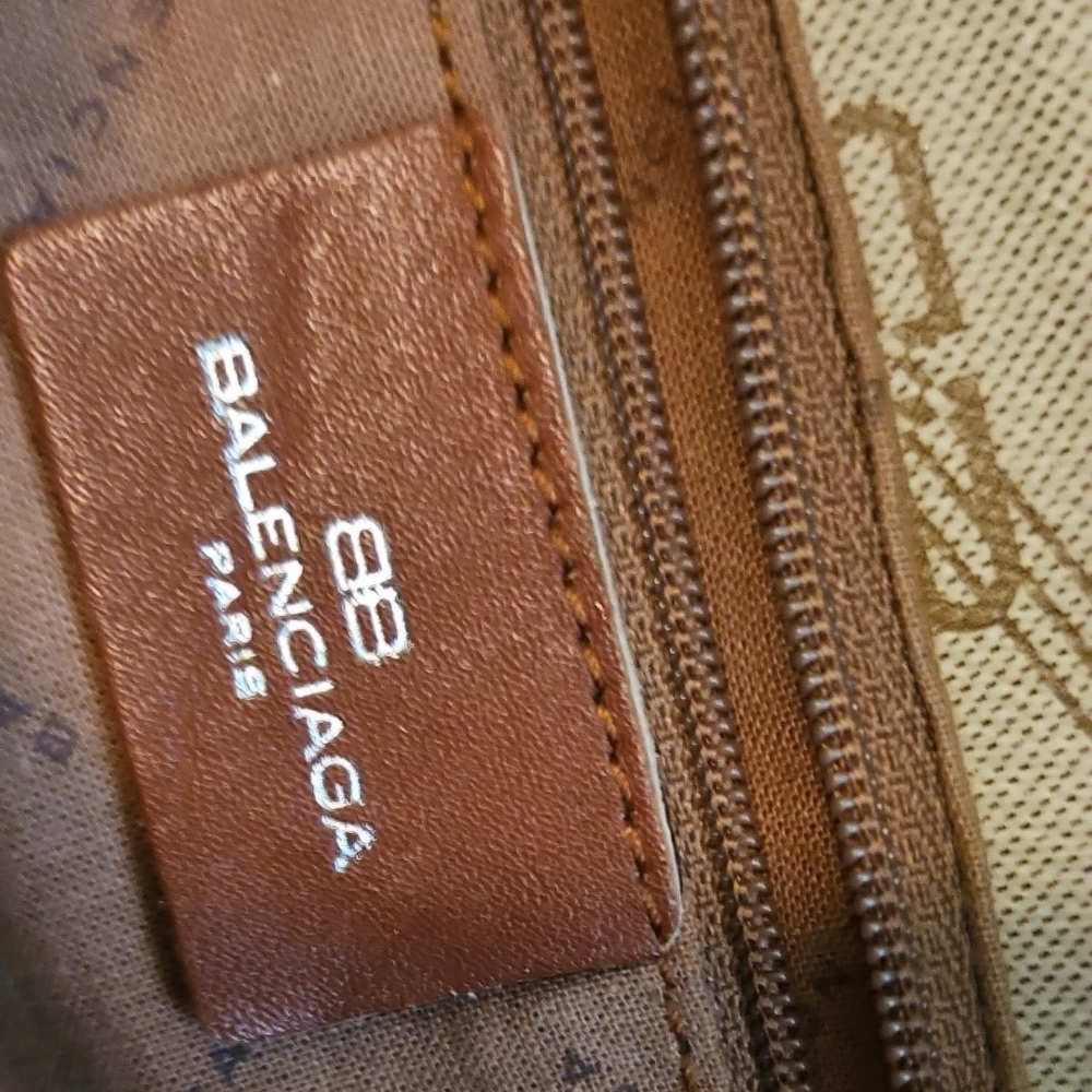 Vintage Logo Balenciaga Beige Shoulder Baguette Bag - Picture 15 of 16